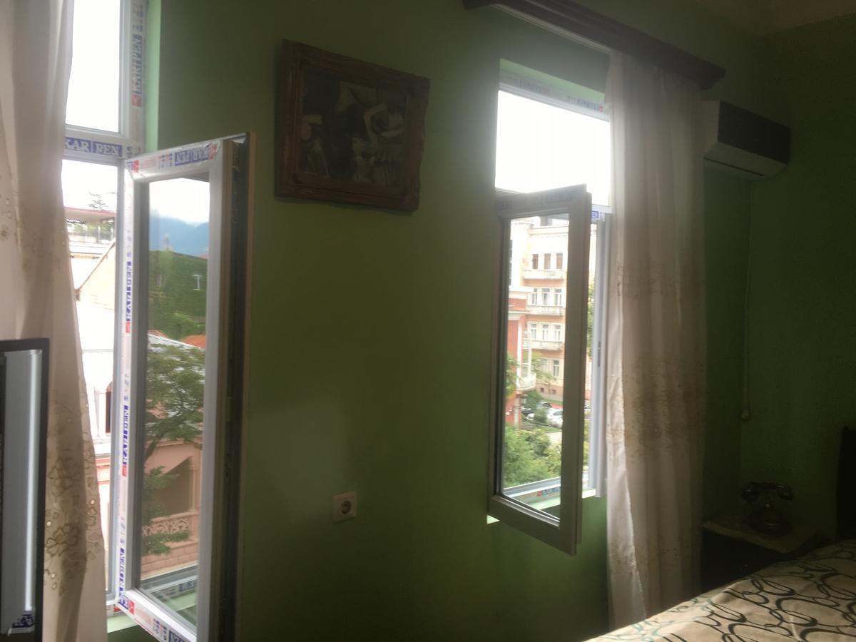 Duru'S Apartment With 3 Bedrooms Μπατούμι Εξωτερικό φωτογραφία