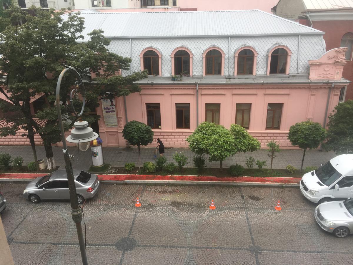 Duru'S Apartment With 3 Bedrooms Μπατούμι Εξωτερικό φωτογραφία