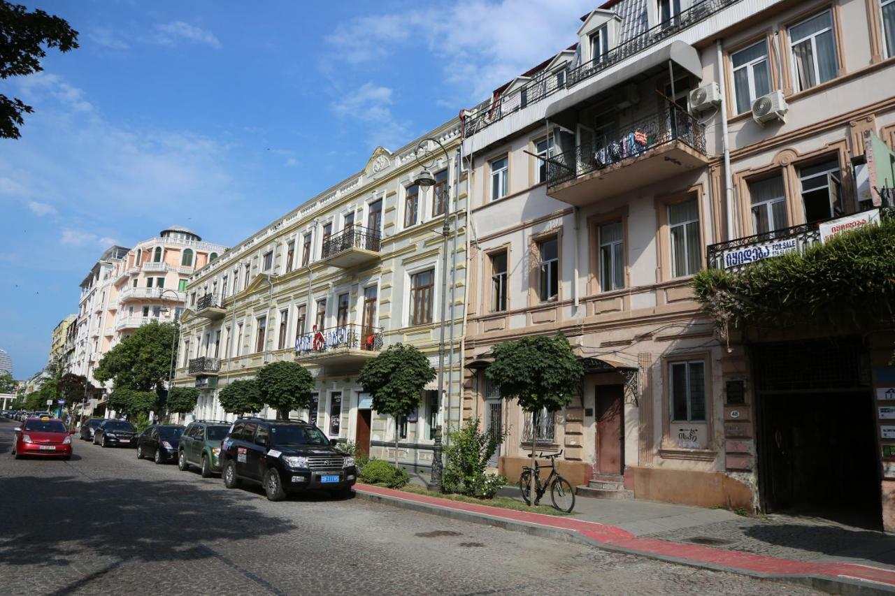 Duru'S Apartment With 3 Bedrooms Μπατούμι Εξωτερικό φωτογραφία