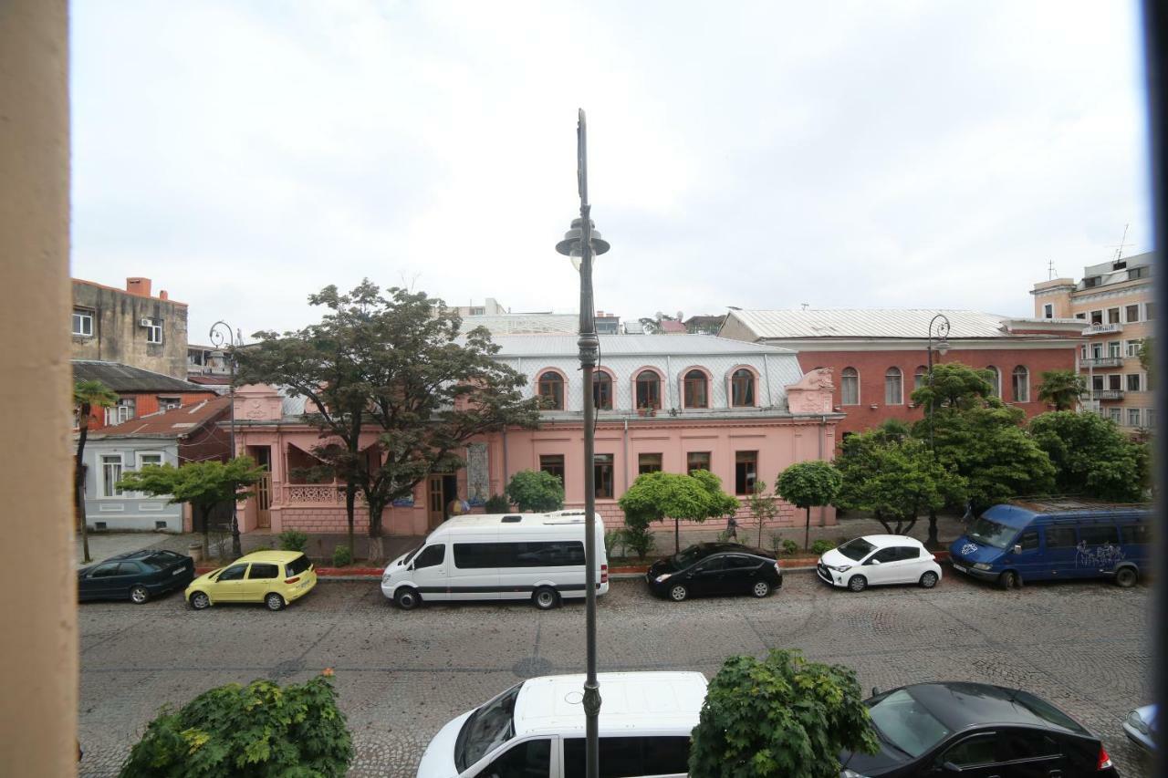Duru'S Apartment With 3 Bedrooms Μπατούμι Εξωτερικό φωτογραφία